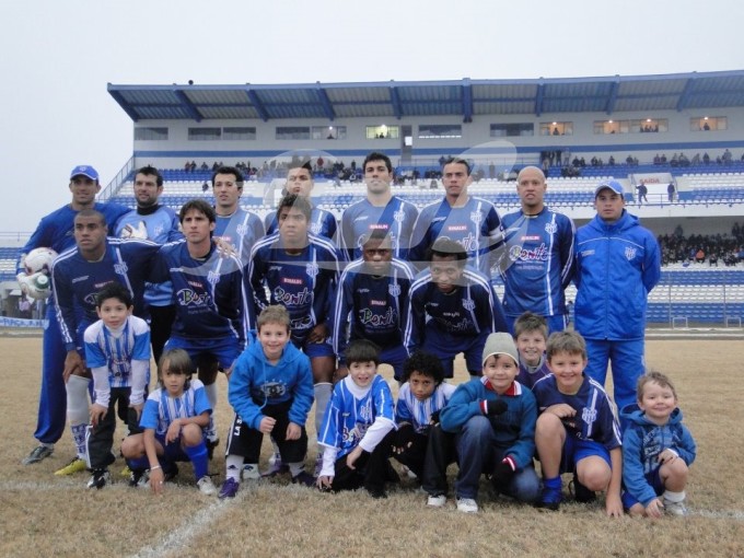 Em pé: Márcio (Prep. de Goleiros), Fabiano, Raone, Mateus Santana, Victor Cardozo, Ediglê e Dirley; Agachados: Cassiano, Rafael Bittencourt, Anderson Feijão, Zeferino e Fábio Oliveira. 