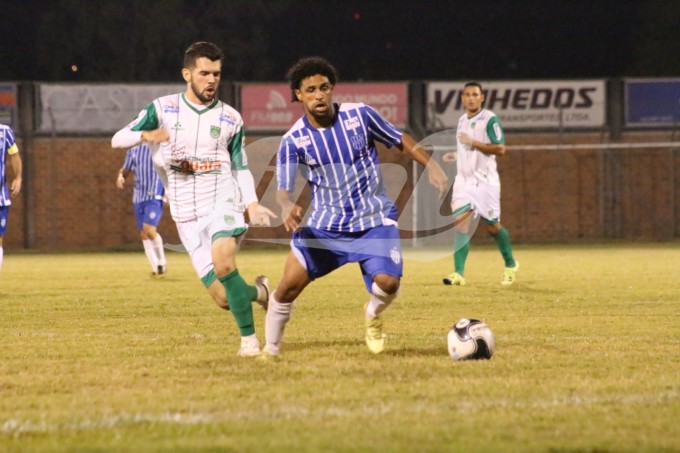 Araújo artilheiro da equipe