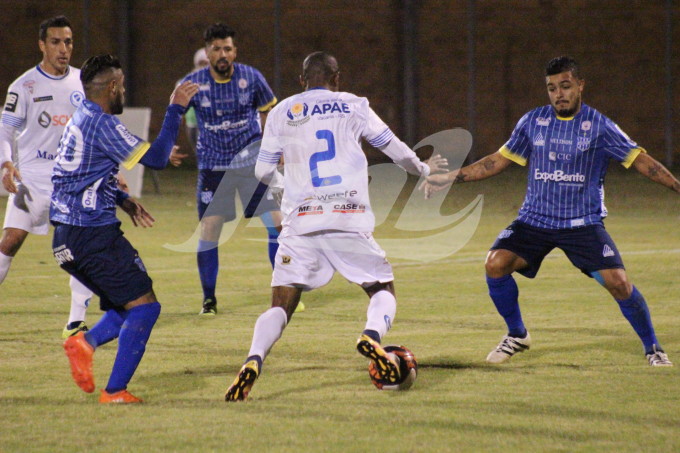 Esportivo 1 x 1 Glória/Foto: Kévin Sganzerla