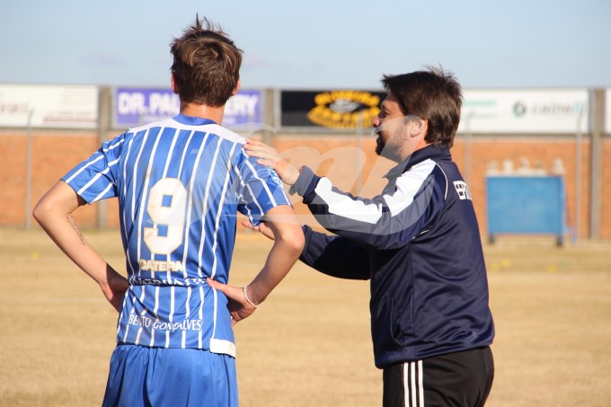 Técnico da categoria sub-17, Márcio Ebert/Foto: Kévin Sganzerla