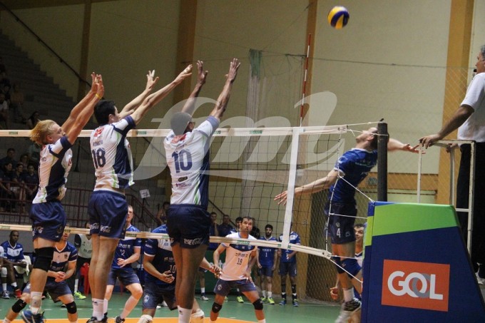 Bento Vôlei 0 x 3 São José dos Campos 