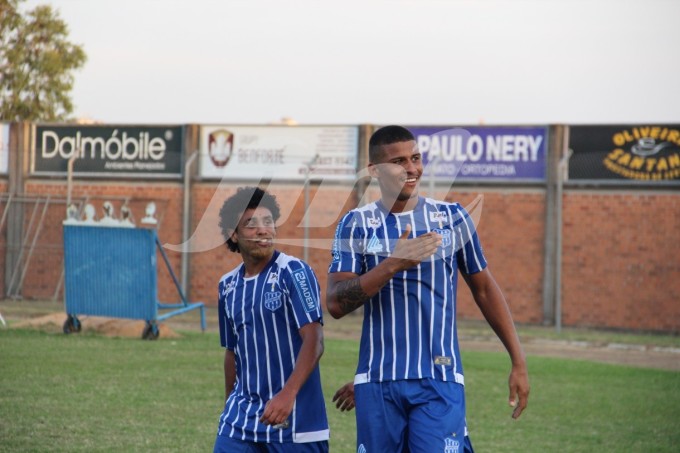 Araújo e Luan, donos de nove dos 19 gols anotados pelo Esportivo na primeira fase/Foto: Kévin Sganzerla