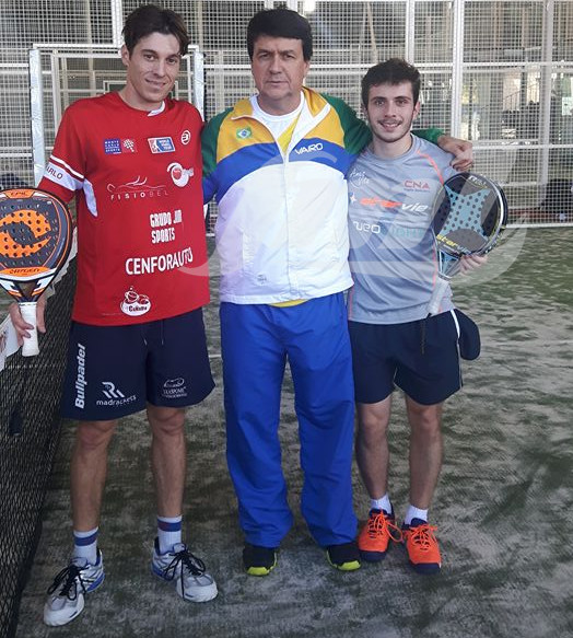 Dupla Chiquinho e Lucas Bergamini junto com o técnico da Seleção Brasileira, Beto Ferreira/Foto: Lucar Bergamini/Divulgação/Facebook