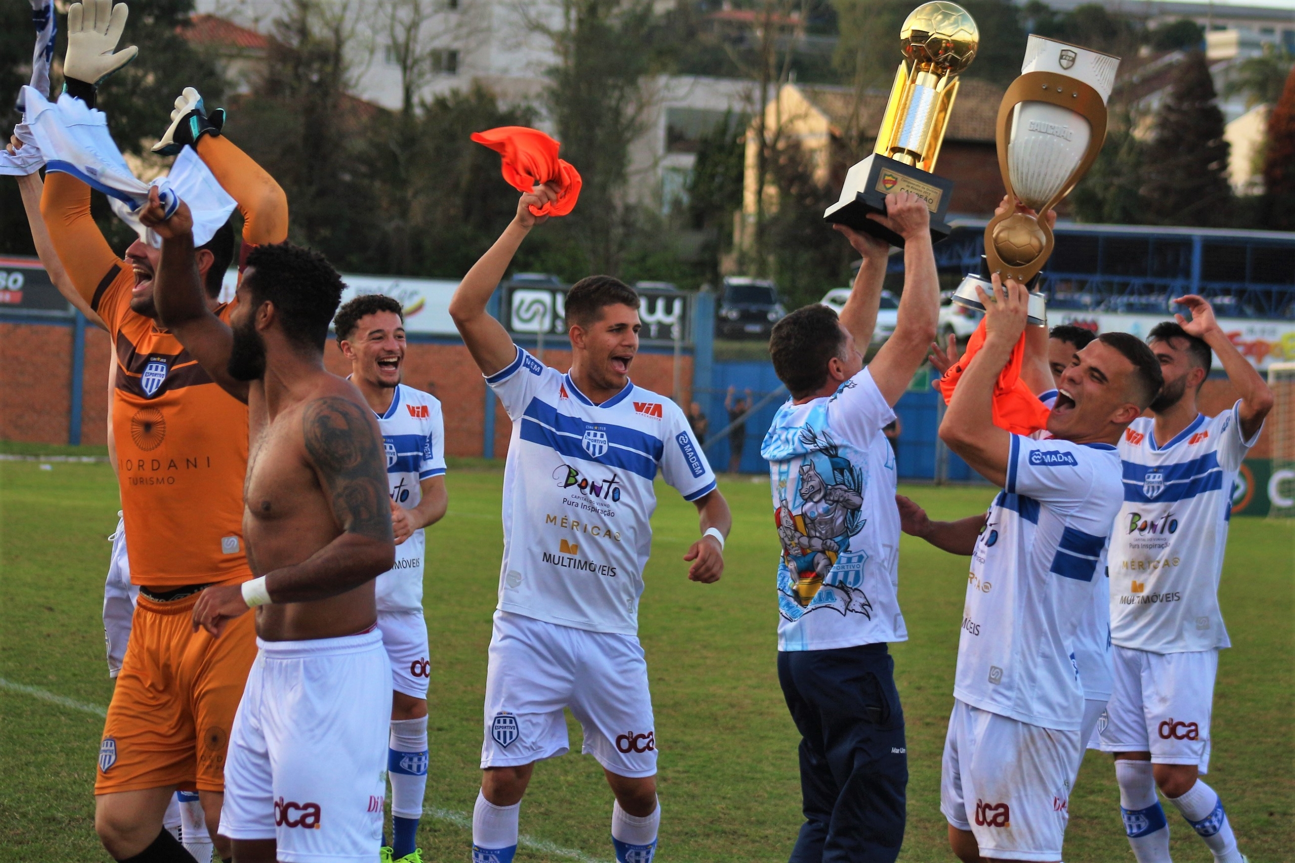 Esportivo retorna à elite do futebol gaúcho como Campeão da Série A2